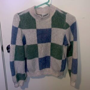 Abercrombie sweater soft material girls size 14-16